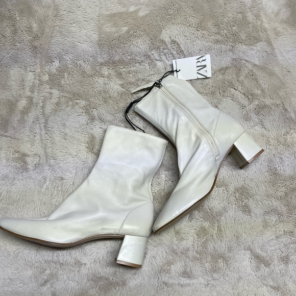 ZARA White Leather Booties - Picture 6 of 6